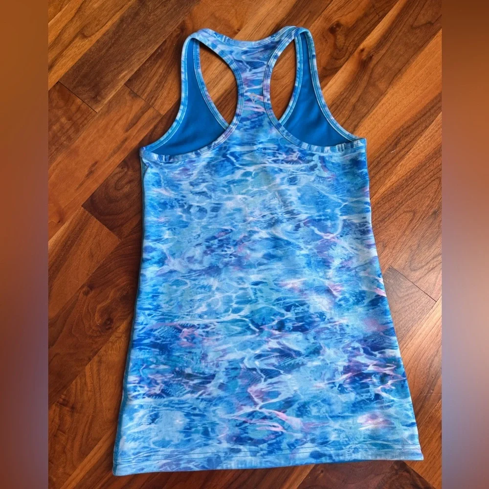 Ivivva reversible tank, EUC